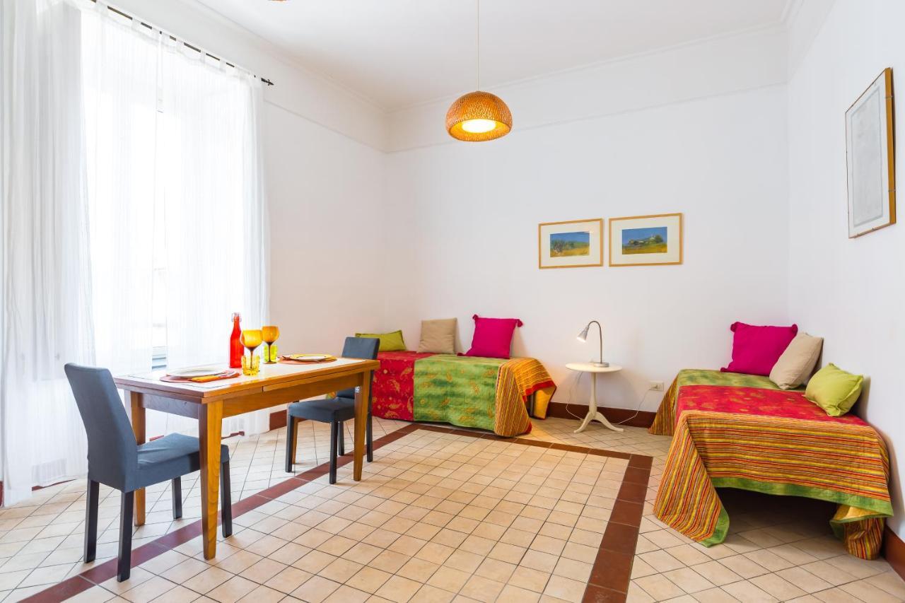 Apartamento Lopez 20 A Big Family By Napoliapartments Nápoles