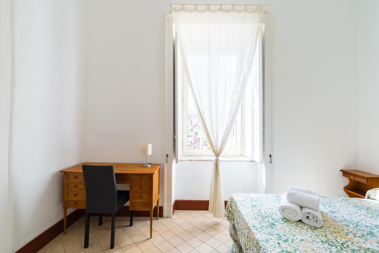 Apartamento Lopez 20 A Big Family By Napoliapartments Nápoles